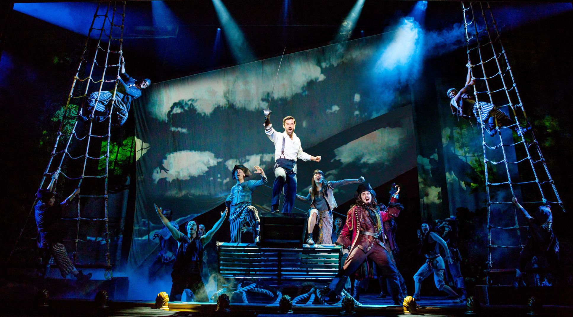 The Company of Finding Neverland_Credit Jeremy Daniel_3543.JPG